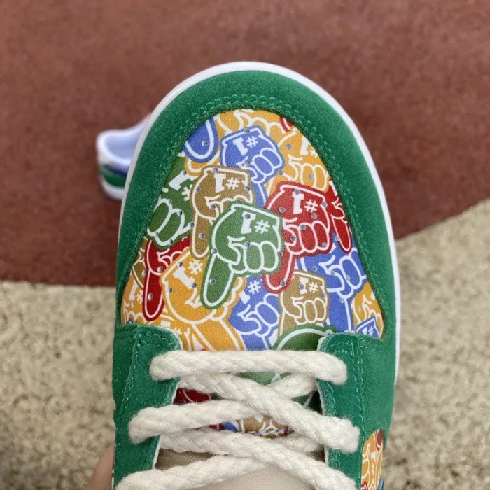 Nike Dunk Low Foam Finger