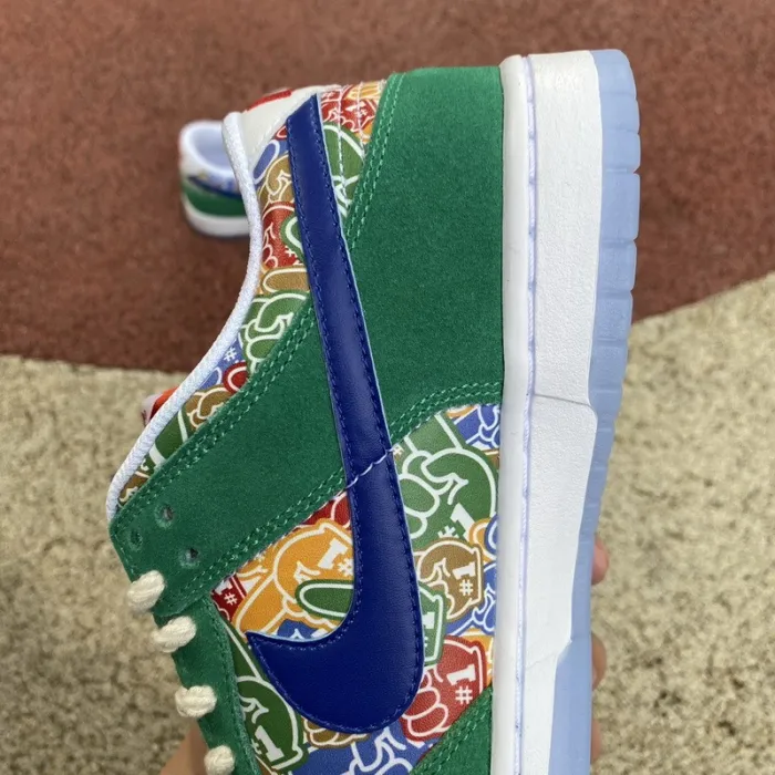 Nike Dunk Low Foam Finger