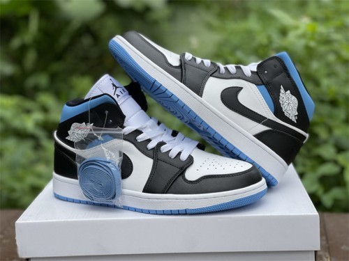 Air Jordan 1 Mid University Black White