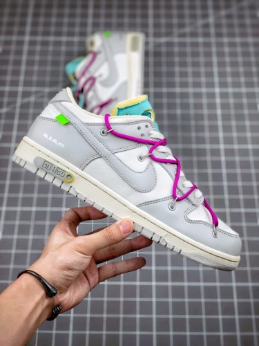 Off-White™ x Nike SB Dunk Low The 21