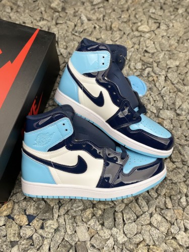 Jordan 1 Retro High Shoes