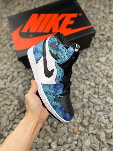 Jordan 1 Retro High Shoes