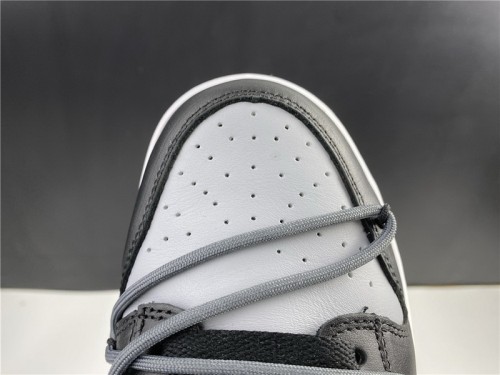 Off-White x Nike Dunk Low