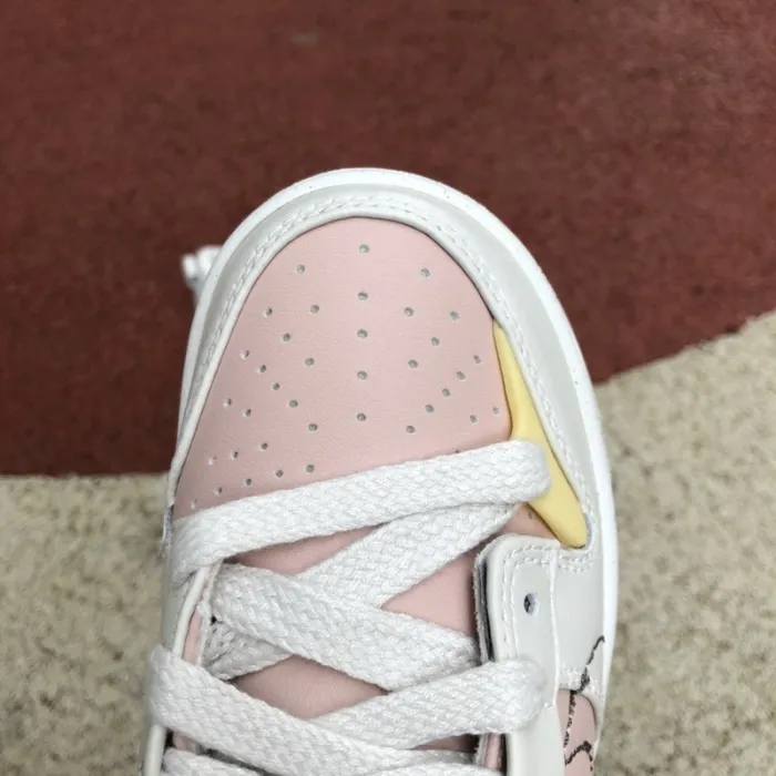 Nike Dunk Low Disrupt 2 Pink Oxford