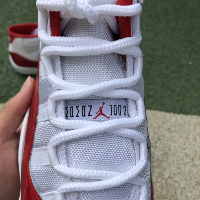 Air Jordan 11 Retro Cherry