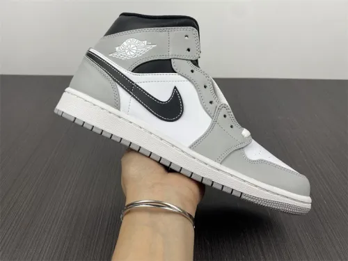 Air Jordan 1 Mid “Light Smoke Grey”