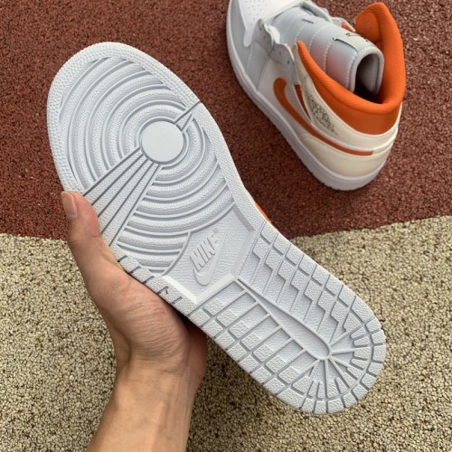 Authentic Jordan 1 Mid Shoes055
