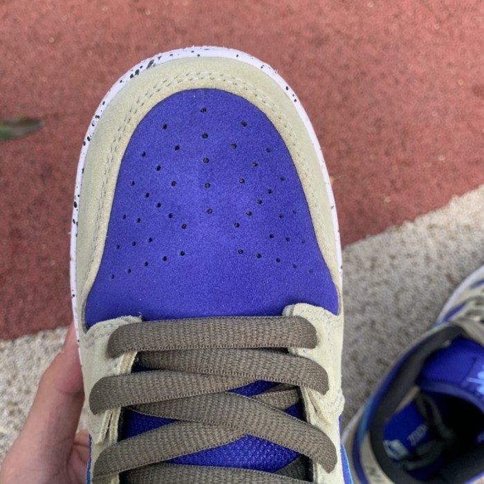 Nike Dunk Low SB Celadon