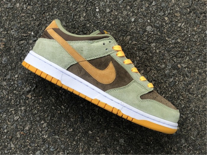 Nike Dunk Low Dusty Olive