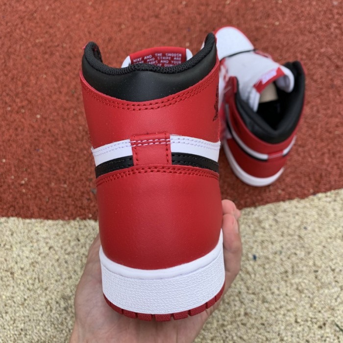 Authentic Air Jordan 1 Retro GS Chicago