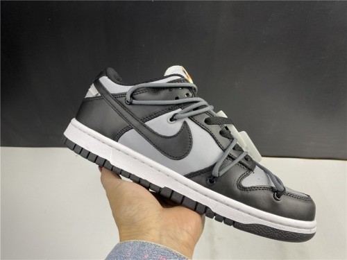 Off-White x Nike Dunk Low