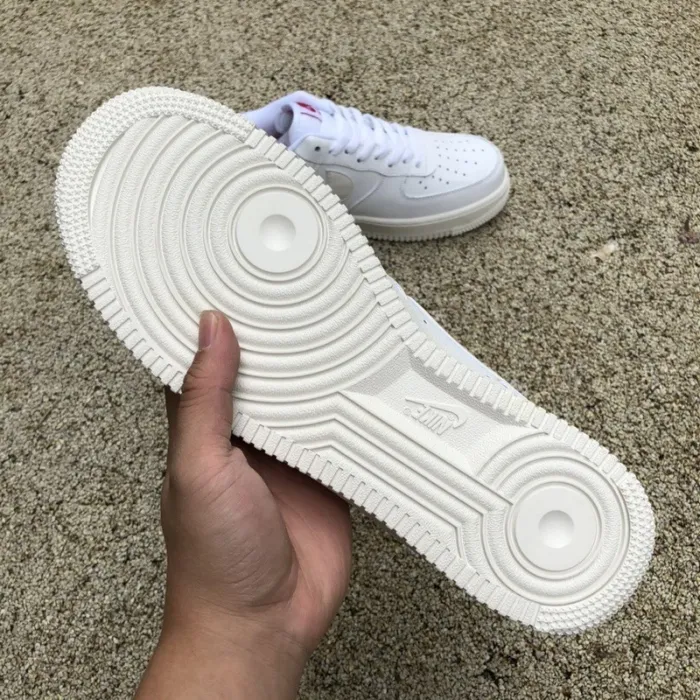 Nike Air Force 1 Low Valentine's Day (2021)