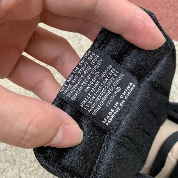 Authentic Air Jordan 1 “Crimson Tint” GS