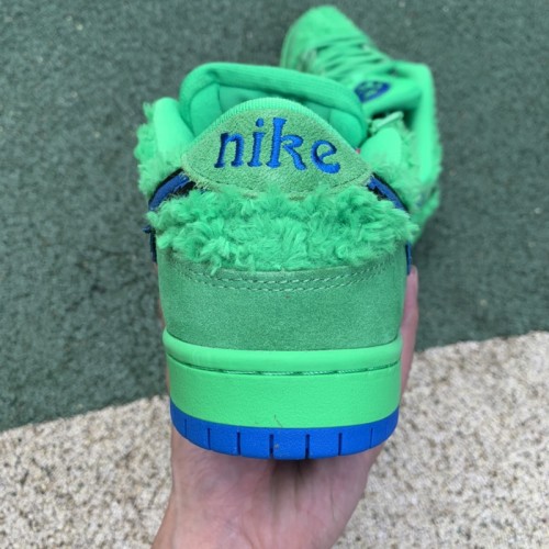 Nike SB Dunk Low Grateful Dead Bears Green