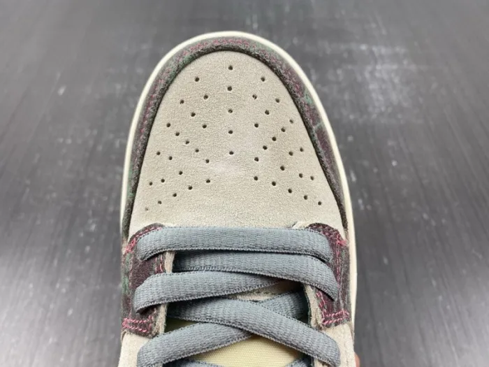 Nike SB Dunk Low Crenshaw Skate Club