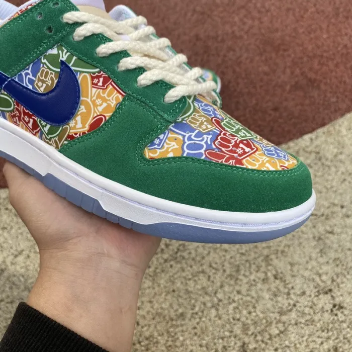 Nike Dunk Low Foam Finger