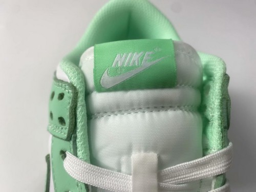 Nike Dunk Low Green Glow