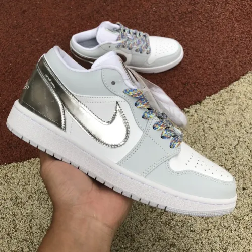 Jordan 1 Low SE Tear Away Silver