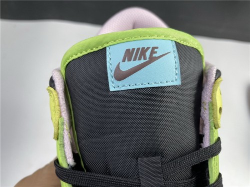 Nike Dunk Low SE “Free 99”