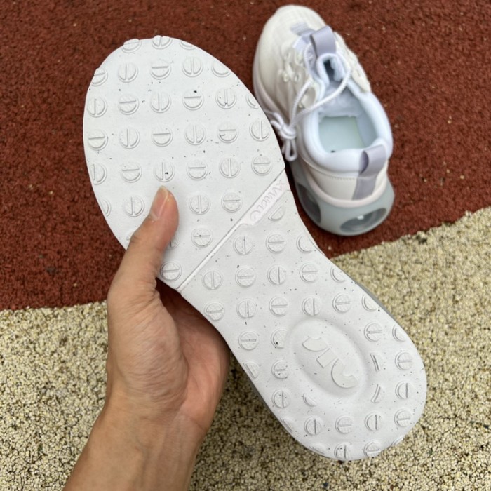 NIKE AIR MAX 2021