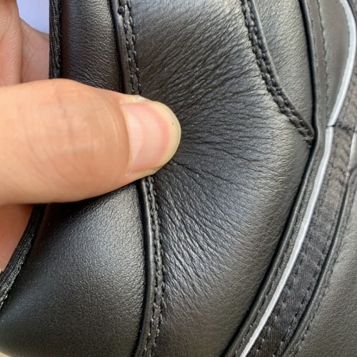 Authentic Jordan 1 Mid Shoes088
