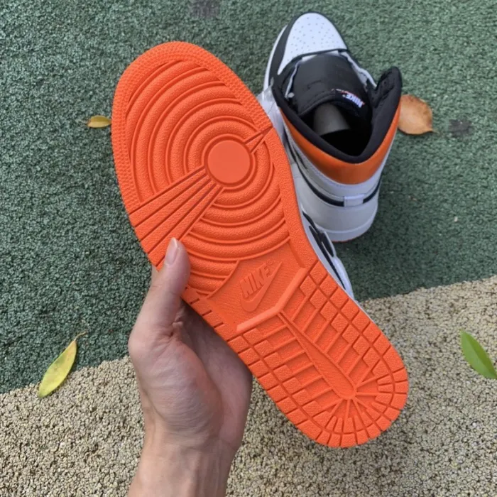 Jordan 1 Retro High Electro Orange