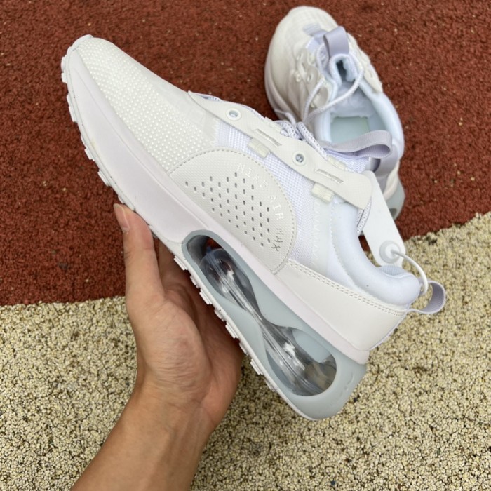 NIKE AIR MAX 2021