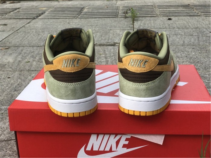 Nike Dunk Low Dusty Olive