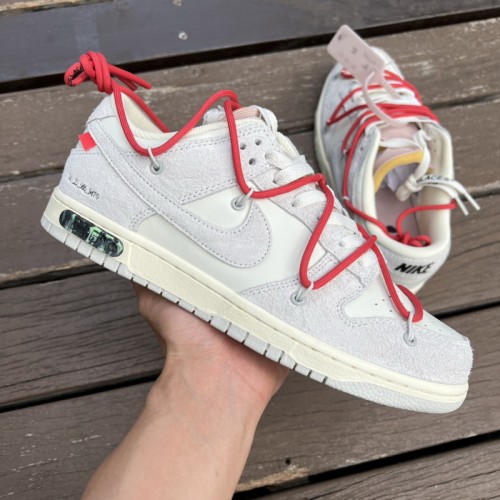 Off-White™ x Nike SB Dunk Low The 33