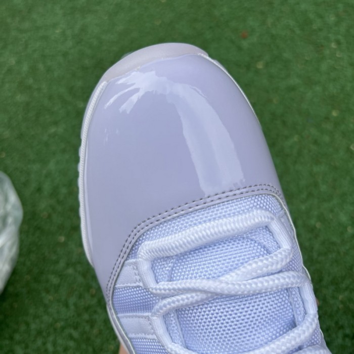 Air Jordan 11 PURE VIOLET