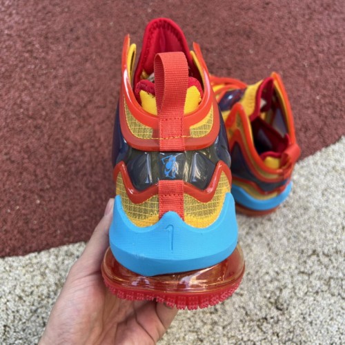 Nike Lebron 19 Tune Squad