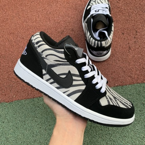 Air Jordan 1 Low shoes