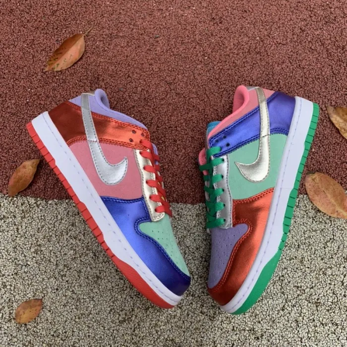 Nike Dunk Low Sunset Pulse