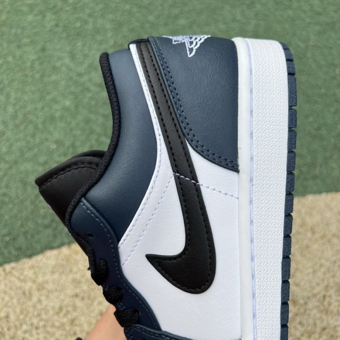 Jordan 1 Low Dark Teal