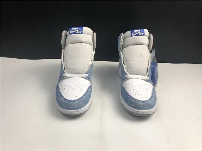 Air Jordan 1 High “Hyper Royal”GS