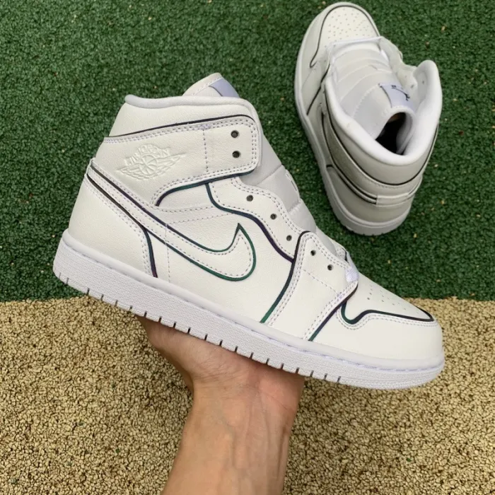 Authentic Jordan 1 Mid Shoes060
