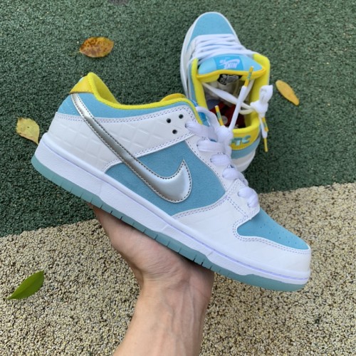 Nike SB Dunk Low FTC Lagoon Pulse