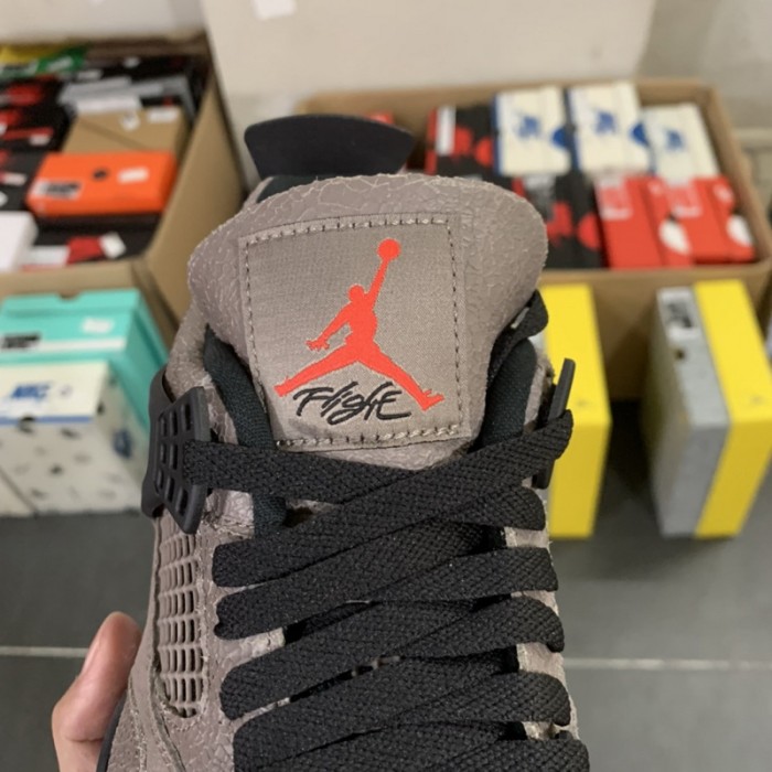 Air Jordan 4 Retro Taupe Haze (GS)