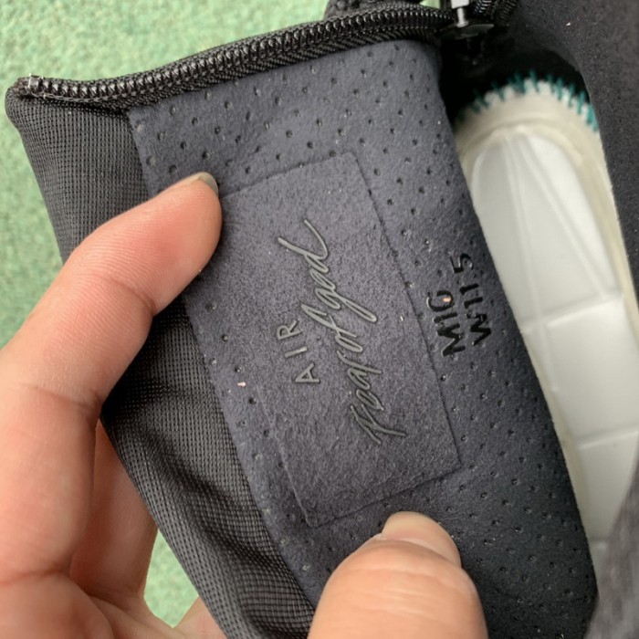 Authentic Nike Air Shot Around “Black”