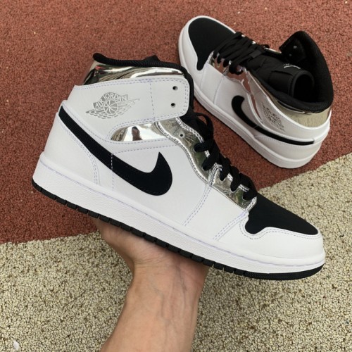 Authentic Jordan 1 Mid Shoes025
