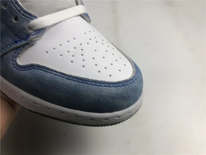 Air Jordan 1 High “Hyper Royal”GS