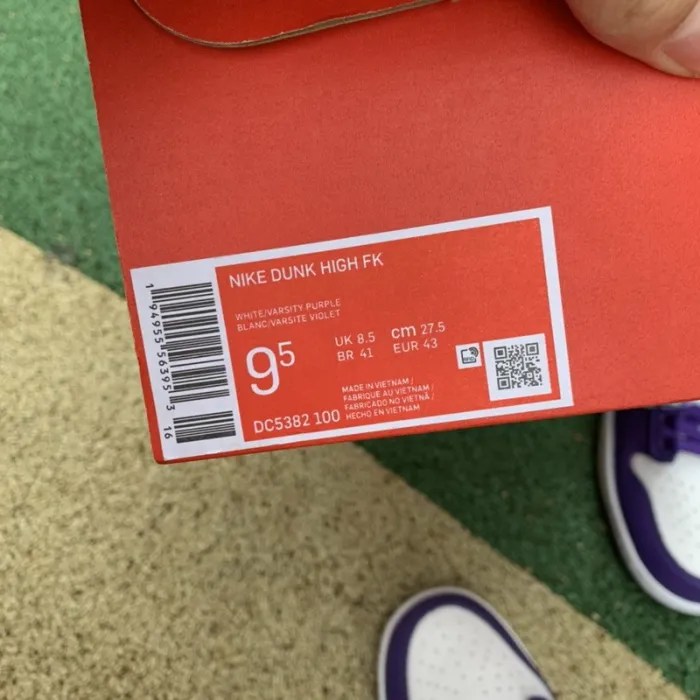 Authentic Nike Dunk High SP Varsity Purple