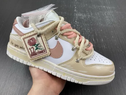 Nike SB Dunk Low Shoes