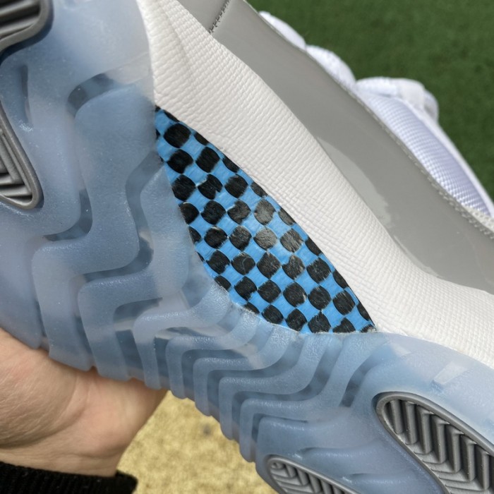 Air Jordan 11 Low “Cement Grey”