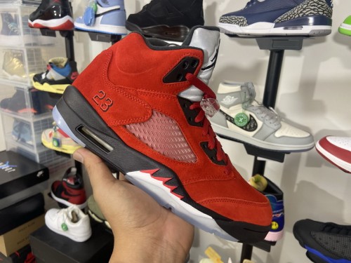 Air Jordan 5 “Raging Bull”New