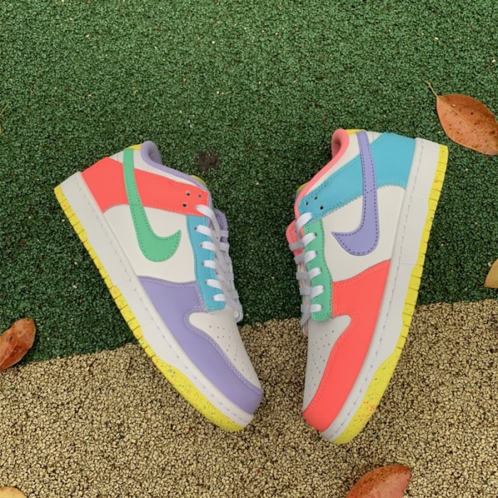 Nike Dunk Low SE Easter