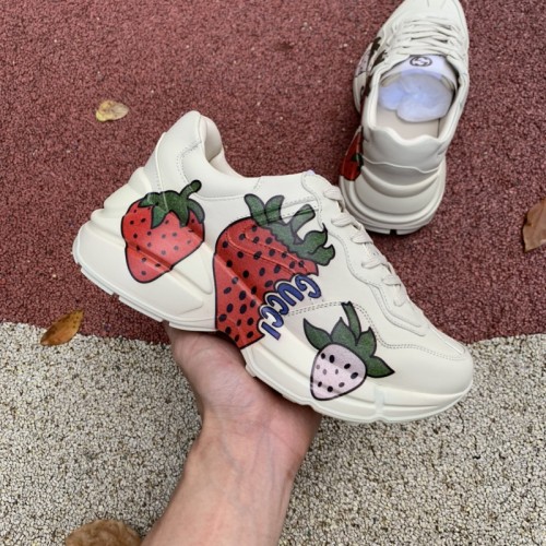 Gucci Shoes-8