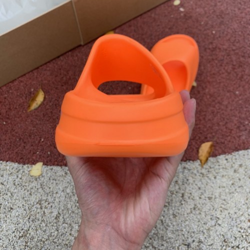 Yeezy Slide Enflame Orange GZ0953