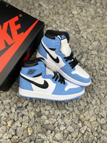 Jordan 1 Retro High Shoes