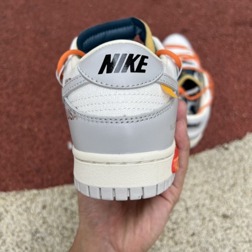 Off-White™ x Nike SB Dunk Low The 44
